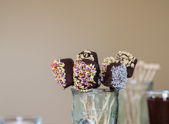 Frozen Chocolate Banana Pops