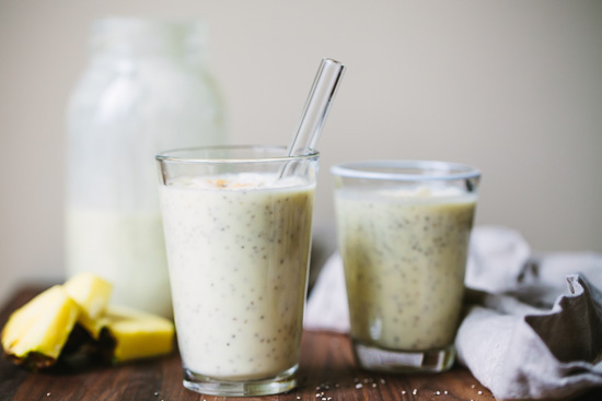 Pineapple Coconut Chia Shakes -