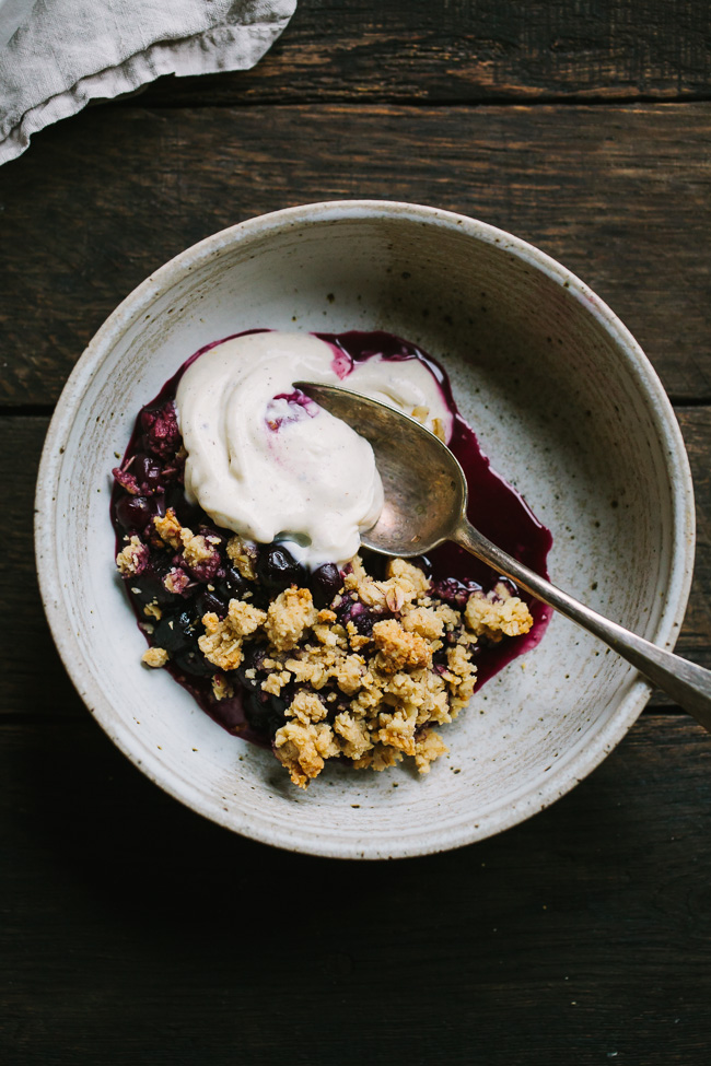 Blueberry Almond Breakfast Crisp