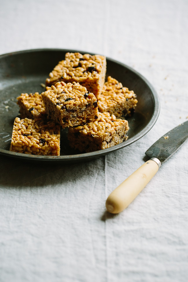 Chai Spice Crispy Bars + Wolf Gourmet Blender GIVEAWAY