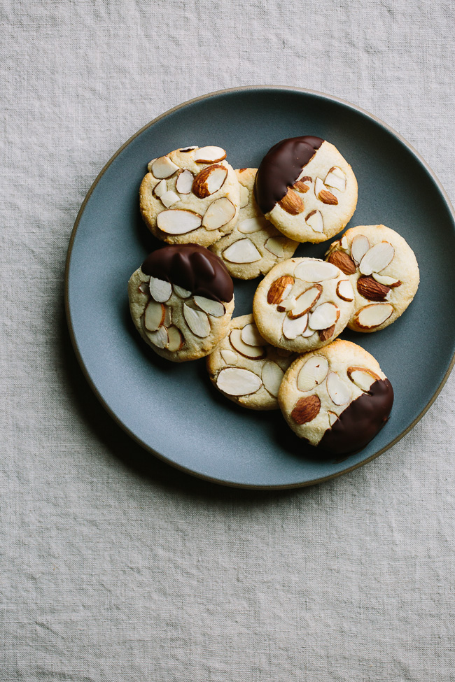 Chewy Almond Cookies