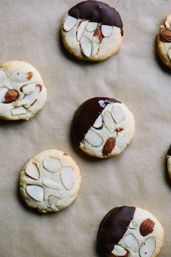 Chewy Almond Cookies