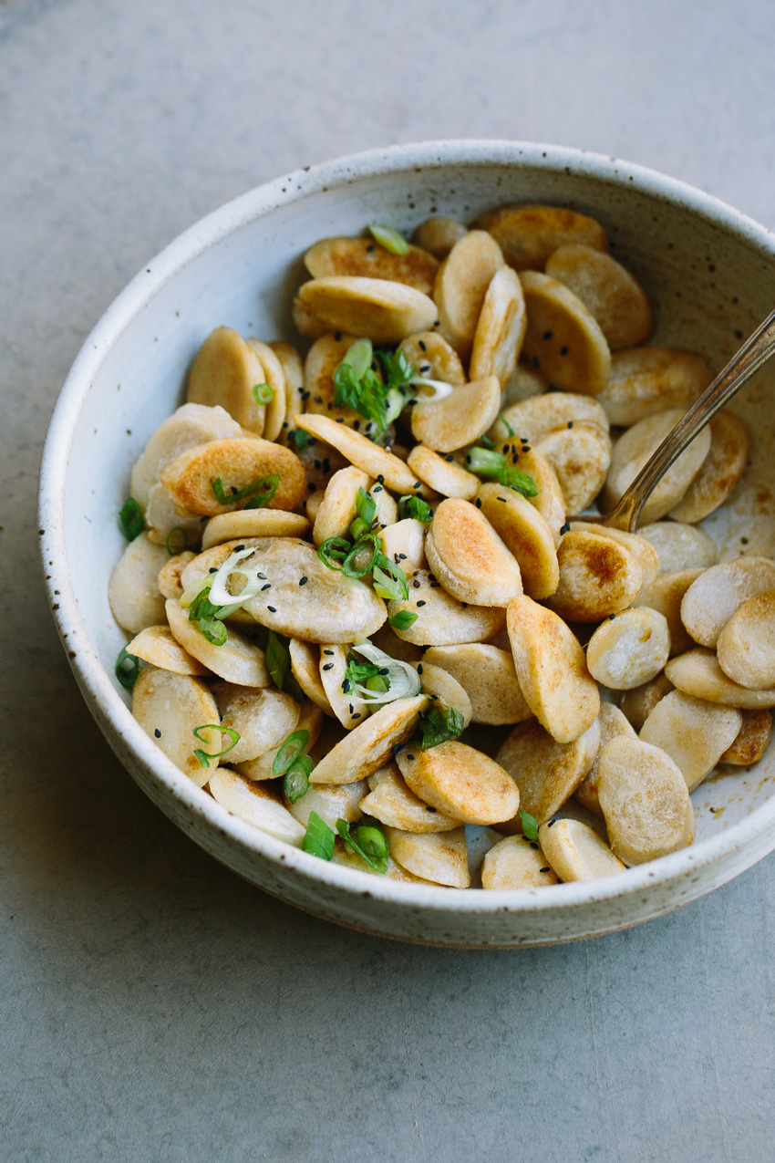 Korean Crispy Brown Rice Cakes